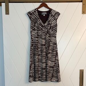 🖤 Donna Ricco Brown Zebra Print Faux Wrap Dress – Size 6